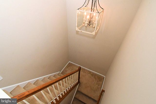 2152 DANVILLE DR, Pennsburg, PA 18073