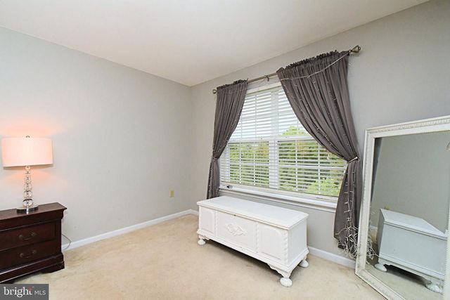 2152 DANVILLE DR, Pennsburg, PA 18073