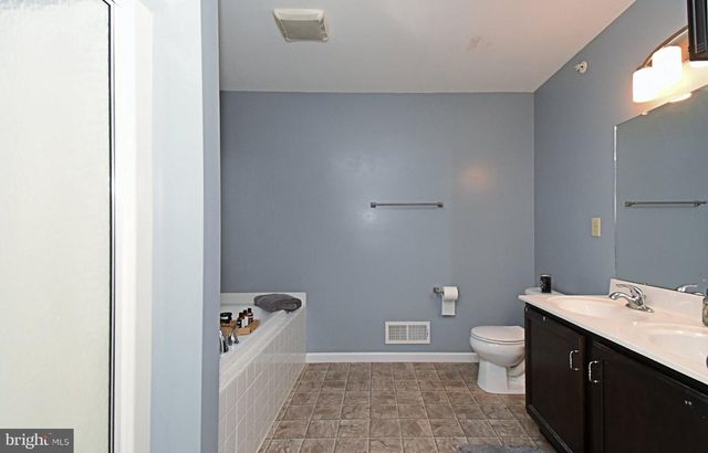 2152 DANVILLE DR, Pennsburg, PA 18073