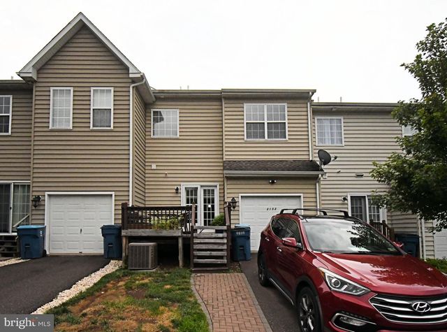 2152 DANVILLE DR, Pennsburg, PA 18073