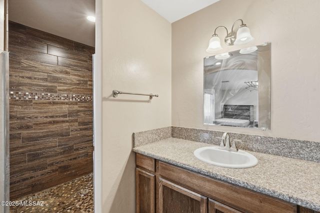 3304 W Athenee Court, Tucson, AZ 85746