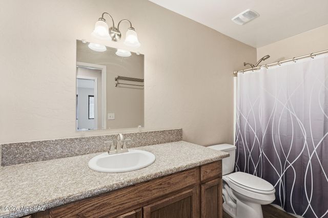 3304 W Athenee Court, Tucson, AZ 85746