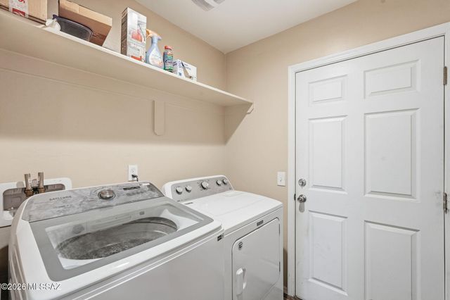 3304 W Athenee Court, Tucson, AZ 85746