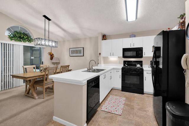 1189 NW Lombardy Drive, Port St. Lucie, FL 34986
