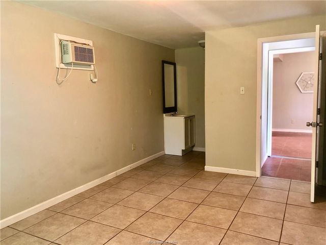 807 Vine Street, Bryan, TX 77802