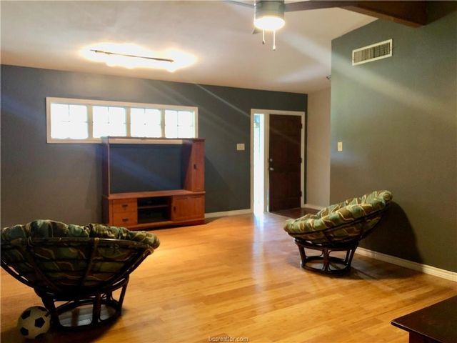 807 Vine Street, Bryan, TX 77802