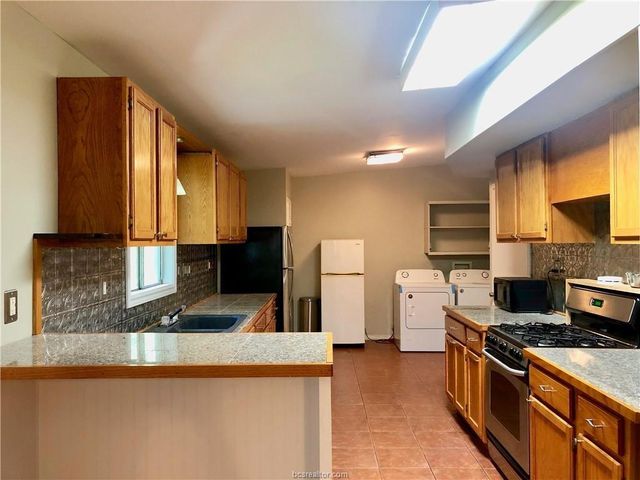 807 Vine Street, Bryan, TX 77802