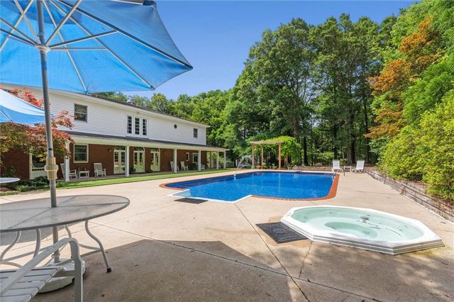 3651 Russells Lane, Mobile, AL 36619