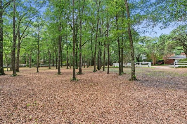 3651 Russells Lane, Mobile, AL 36619