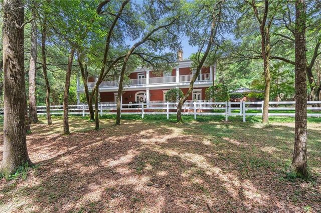 3651 Russells Lane, Mobile, AL 36619