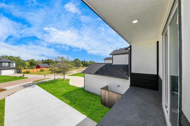 216 San Jacinto Street, La Porte, TX 77571