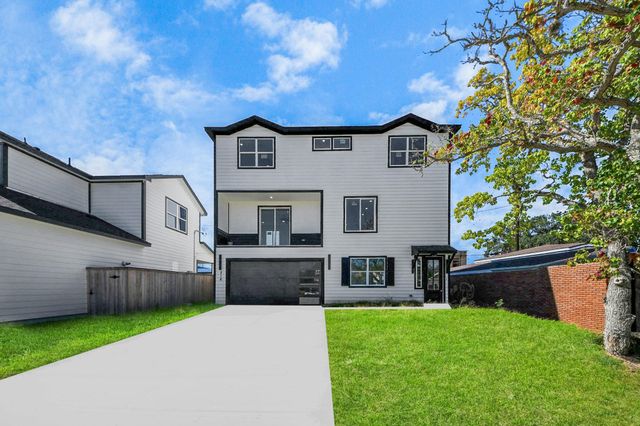 216 San Jacinto Street, La Porte, TX 77571