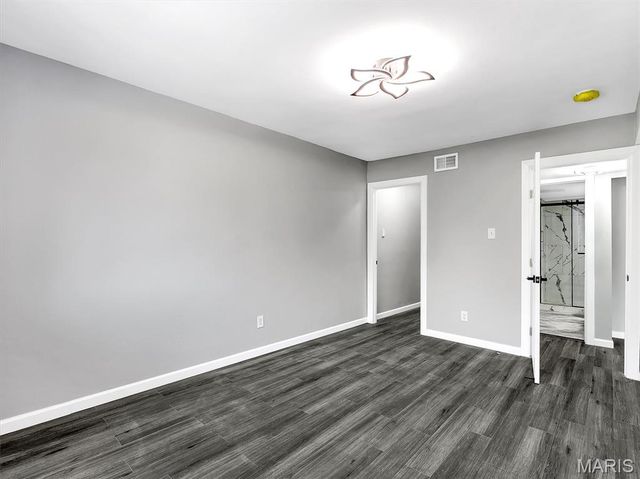 2741 Westphalia Court F, St Louis, MO 63129