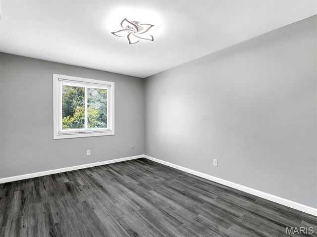 2741 Westphalia Court F, St Louis, MO 63129