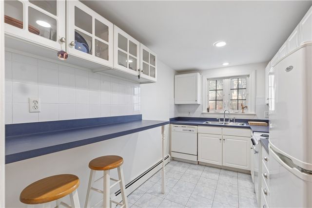 242 Wayland Avenue 2, Providence, RI 02906