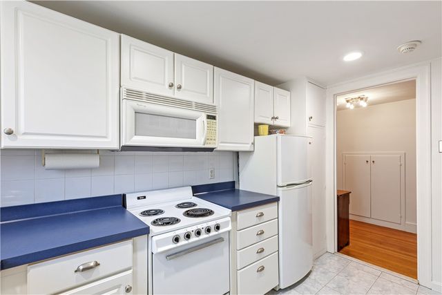 242 Wayland Avenue 2, Providence, RI 02906