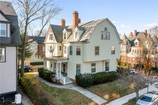 242 Wayland Avenue 2, Providence, RI 02906