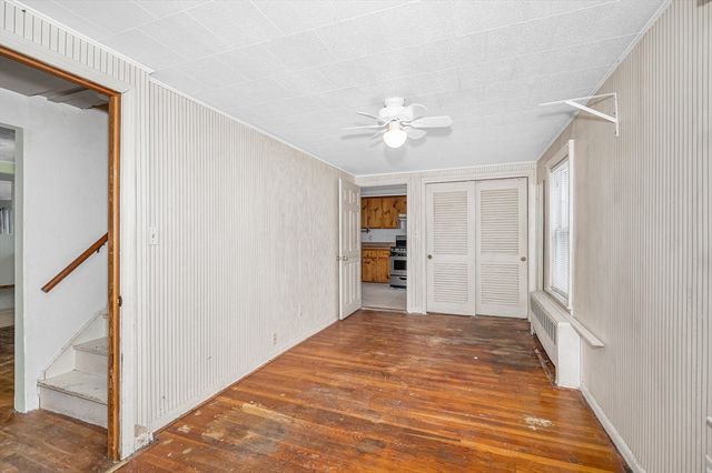 126 Groton Road, Chelmsford, MA 01863