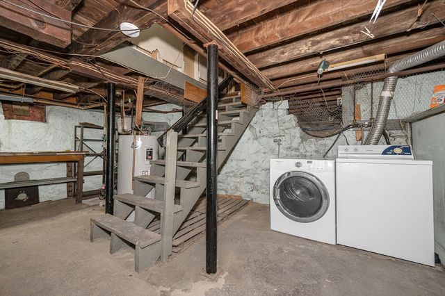 126 Groton Road, Chelmsford, MA 01863