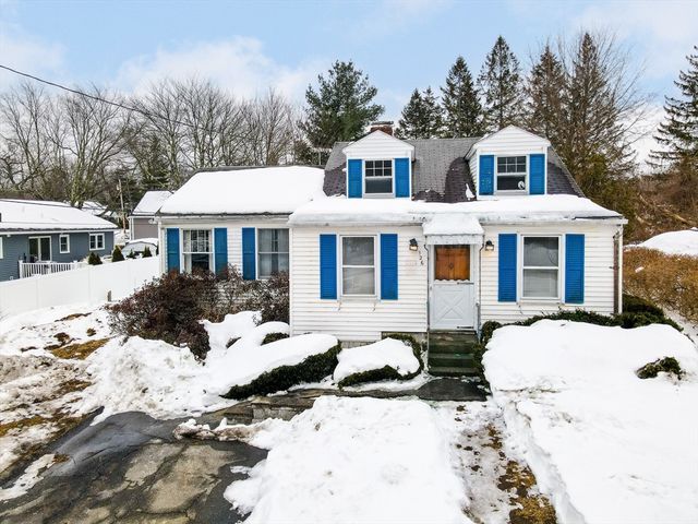 126 Groton Road, Chelmsford, MA 01863