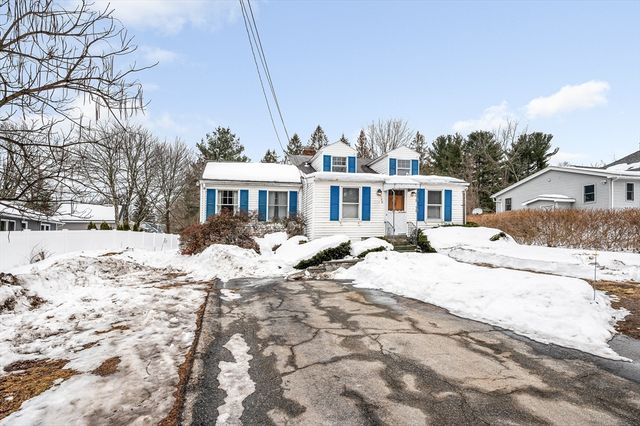 126 Groton Road, Chelmsford, MA 01863