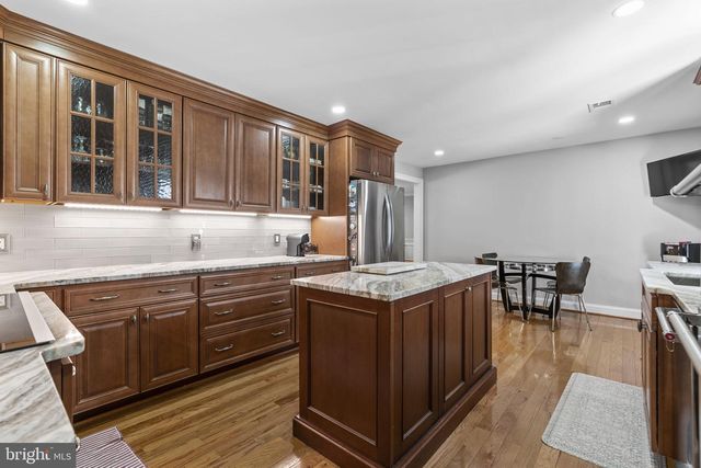 18611 BROOKE RD, Sandy Spring, MD 20860