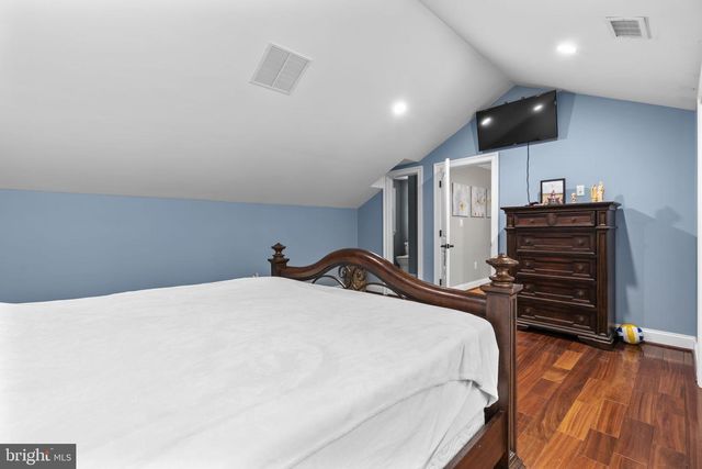 18611 BROOKE RD, Sandy Spring, MD 20860