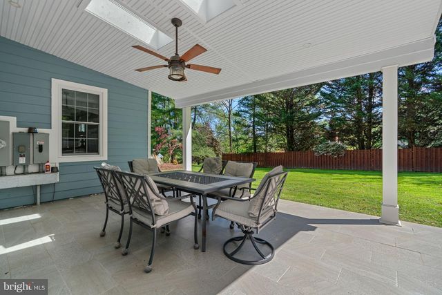 18611 BROOKE RD, Sandy Spring, MD 20860