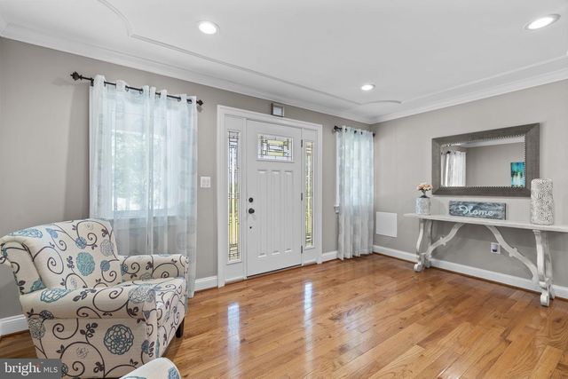 18611 BROOKE RD, Sandy Spring, MD 20860