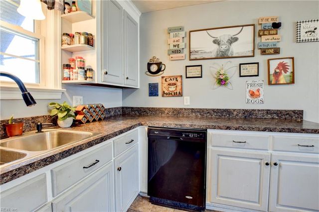 44 N Court ST, Windsor, VA 23487