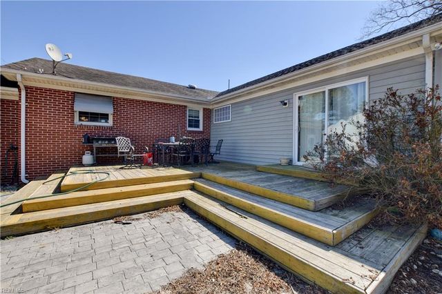 44 N Court ST, Windsor, VA 23487