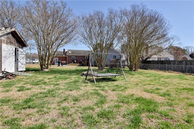 44 N Court ST, Windsor, VA 23487