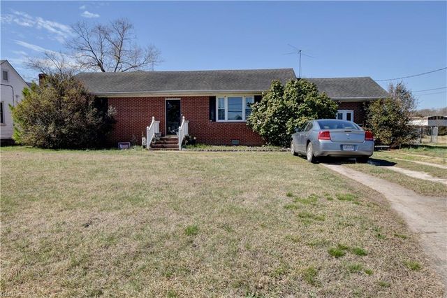 44 N Court ST, Windsor, VA 23487