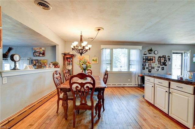 44 N Court ST, Windsor, VA 23487