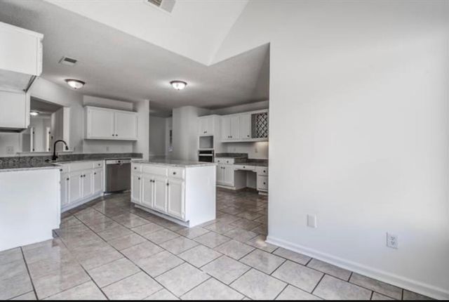 8610 TRINITY AVE, Memphis, TN 38018