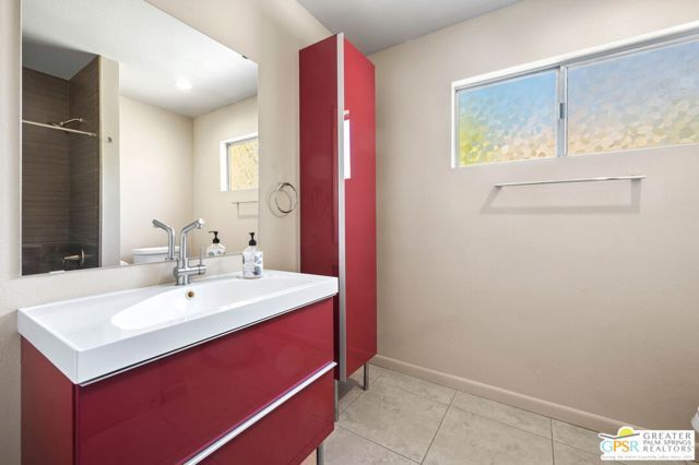 2030 S Bob O Link Lane, Palm Springs, CA 92264