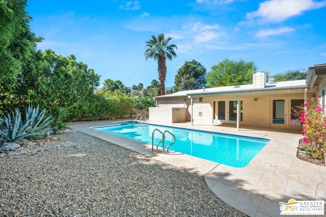 2030 S Bob O Link Lane, Palm Springs, CA 92264