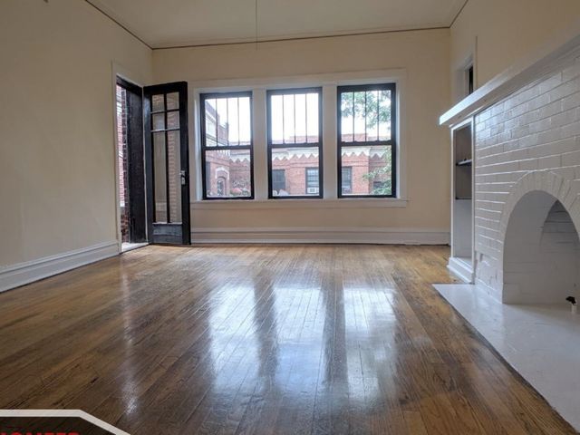 2518 N Kedzie Avenue 3W, Chicago, IL 60647
