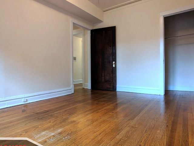 2518 N Kedzie Avenue 3W, Chicago, IL 60647