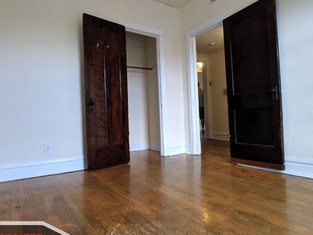 2518 N Kedzie Avenue 3W, Chicago, IL 60647