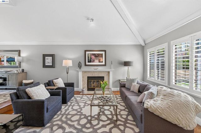 513 Buttonwood Drive, Danville, CA 94506