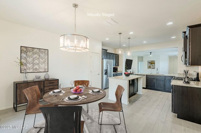 860 W Calle Nicoya, Sahuarita, AZ 85629