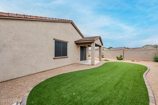 860 W Calle Nicoya, Sahuarita, AZ 85629