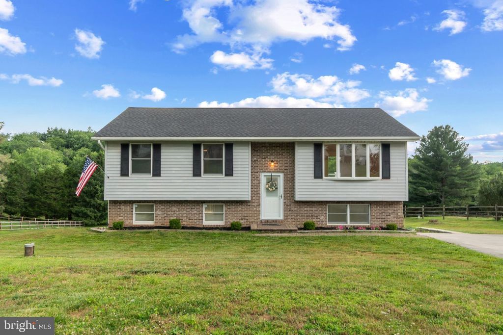 2217 RIDGEMONT DR, Finksburg, MD 21048