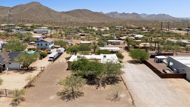 39507 N 10TH Street, Phoenix, AZ 85086