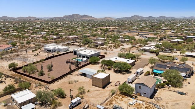 39507 N 10TH Street, Phoenix, AZ 85086