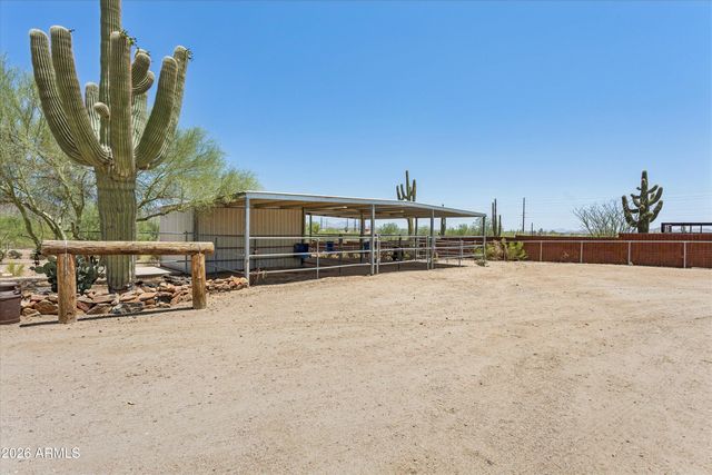 39507 N 10TH Street, Phoenix, AZ 85086