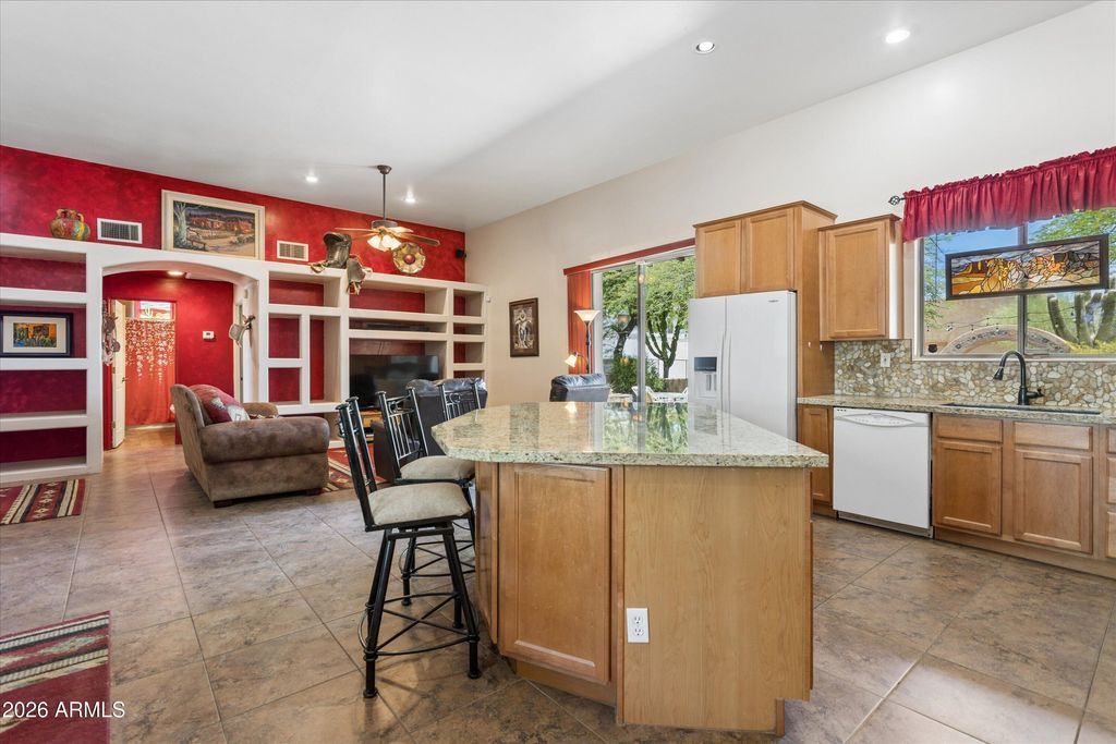 39507 N 10TH Street, Phoenix, AZ 85086 — photo 2