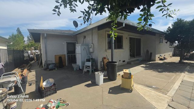 6783 9th Ave, Sacramento, CA 95820
