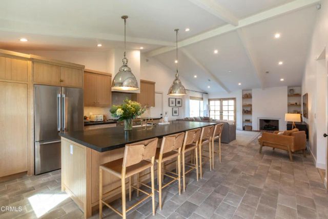 4363 Milpas Street, Camarillo, CA 93012